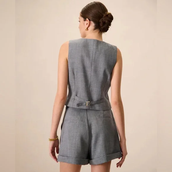 NWT RIHOAS The Grey V-Neck Button Vest Sz S - Picture 2 of 4